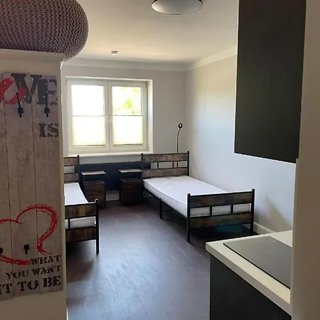 Neu Renoviertes Mit Privatem Bad Und Kueche בית הארחה 3*